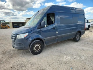MERCEDES-BENZ SPRINTER 2500/3500