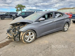 HYUNDAI ELANTRA GLS