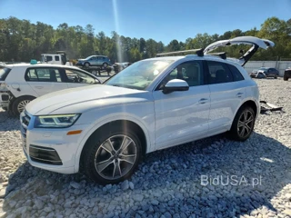 AUDI Q5 PREMIUM PLUS