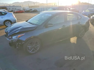 KIA FORTE GT LINE