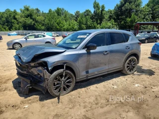 MAZDA CX-5 CARBON EDITION