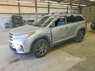 TOYOTA HIGHLANDER XLE