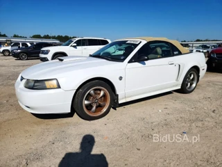 FORD MUSTANG GT