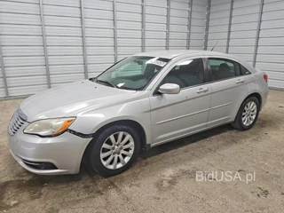CHRYSLER 200 TOURING