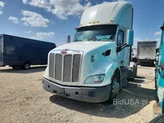PETERBILT 579