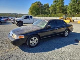 FORD CROWN VICTORIA LX