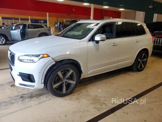 VOLVO XC90 T5 R-DESIGN