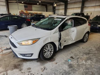 FORD FOCUS TITANIUM