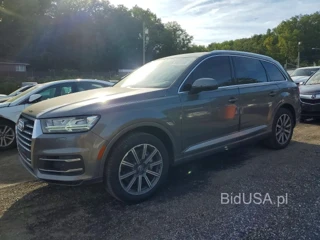 AUDI Q7 PREMIUM PLUS