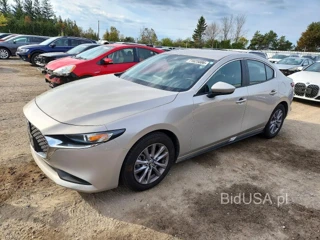 MAZDA 3 PREFERRED