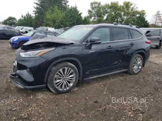 TOYOTA HIGHLANDER HYBRID PLATINUM