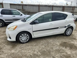 TOYOTA PRIUS C THREE