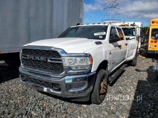RAM 3500 TRADESMAN