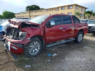 NISSAN TITAN SL