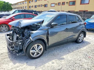 NISSAN KICKS S