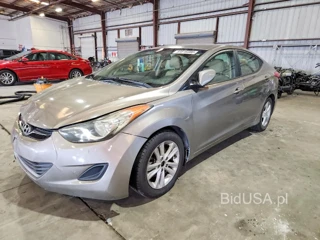 HYUNDAI ELANTRA GLS