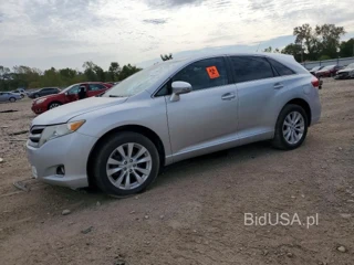 TOYOTA VENZA LE