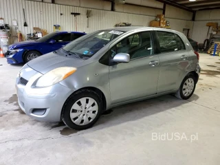 TOYOTA YARIS BASE