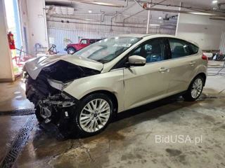 FORD FOCUS TITANIUM