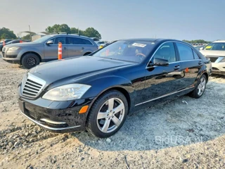 MERCEDES-BENZ S 550 4MATIC