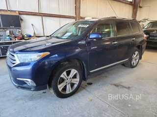 TOYOTA HIGHLANDER LIMITED