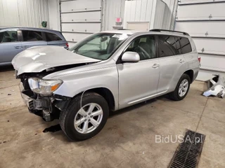 TOYOTA HIGHLANDER BASE
