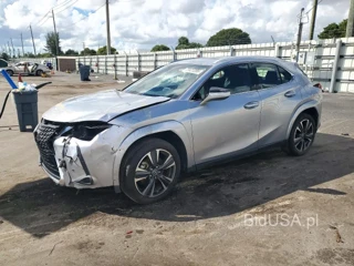LEXUS UX 250H PREMIUM