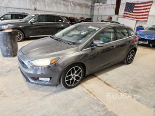 FORD FOCUS TITANIUM