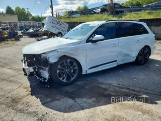 AUDI Q7 PREMIUM PLUS