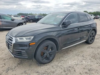 AUDI Q5 PREMIUM PLUS