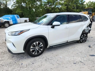 TOYOTA HIGHLANDER XLE