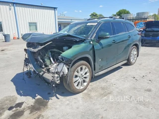 TOYOTA HIGHLANDER LIMITED