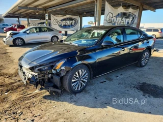 NISSAN ALTIMA SV