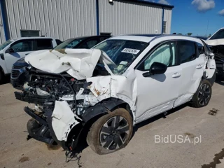 NISSAN KICKS SV