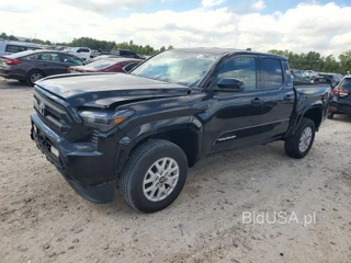 TOYOTA TACOMA SR5