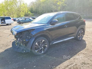 HYUNDAI TUCSON SPORT