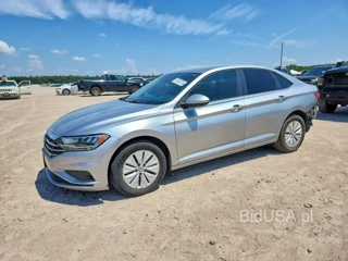 VOLKSWAGEN JETTA R-LINE