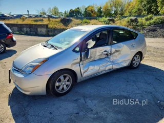 TOYOTA PRIUS BASE