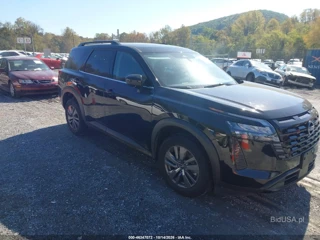 NISSAN NISSAN PATHFINDER SV