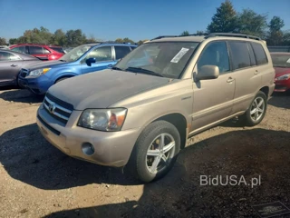 TOYOTA HIGHLANDER HYBRID