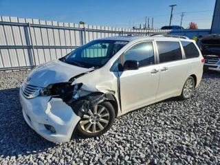 TOYOTA SIENNA LIMITED 7-PASSENGER
