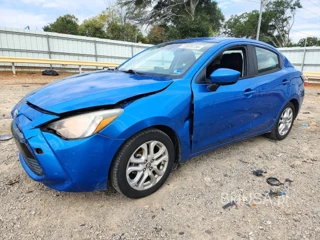 TOYOTA YARIS IA BASE