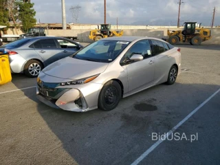 TOYOTA PRIUS PRIME PREMIUM