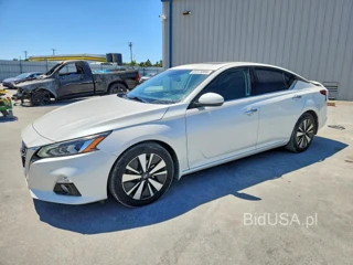 NISSAN ALTIMA SV