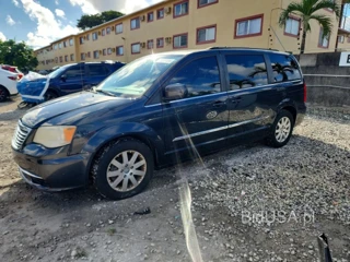CHRYSLER TOWN & COUNTRY TOURING