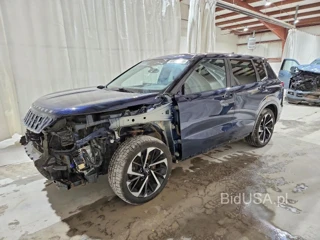MITSUBISHI OUTLANDER SE