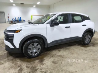 NISSAN KICKS S