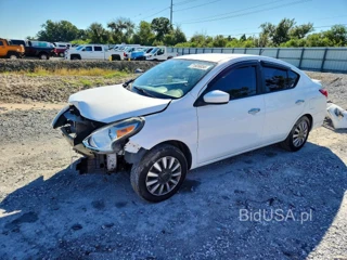 NISSAN VERSA SV