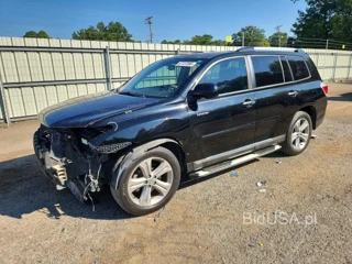 TOYOTA HIGHLANDER LIMITED