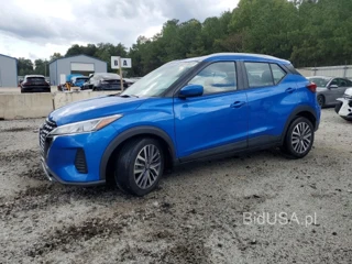 NISSAN KICKS SV